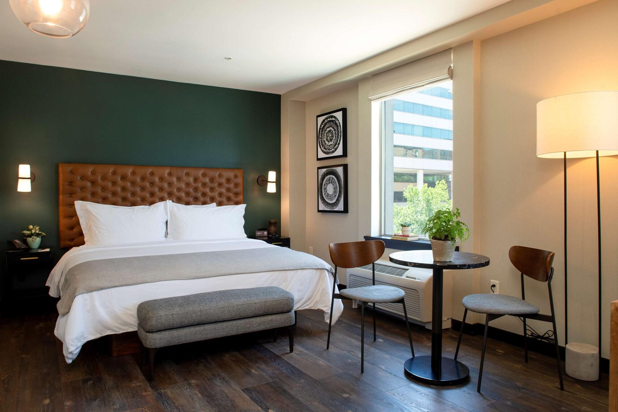 The Lloyd Stamford, Tapestry Collection By Hilton Hotell Eksteriør bilde